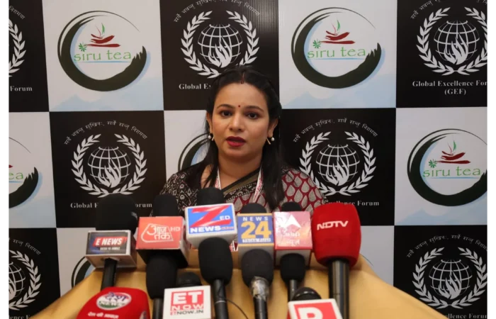 Dr. Kamakshi