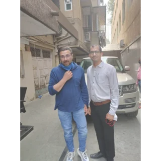 Dr. Vijay Bang