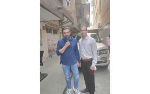 Dr. Vijay Bang